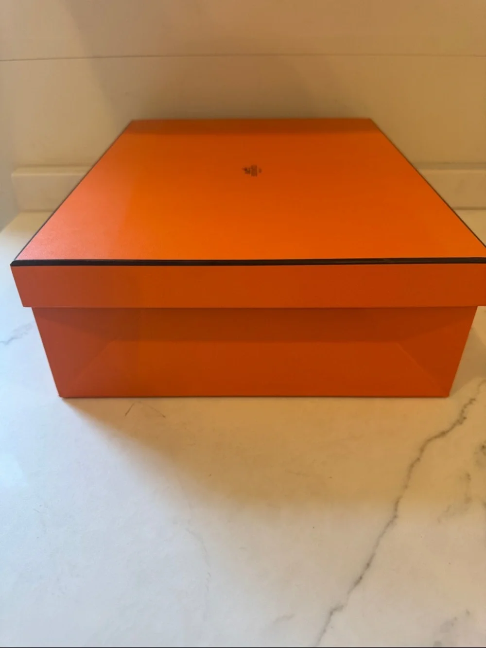 Hermès Orange Gift Box with Black Ribbon 11.5x14x4.5